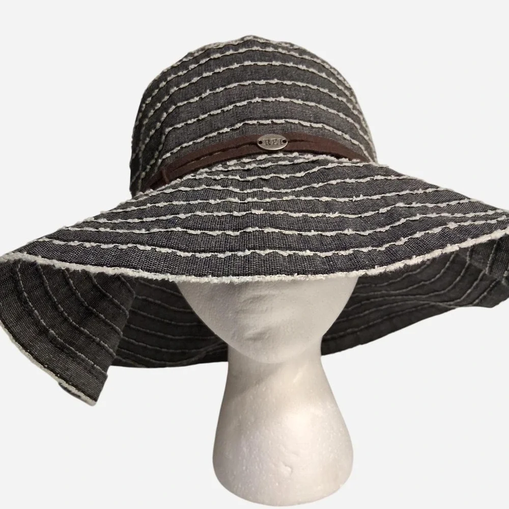 REI gray with white horizontal stripes bucket hat coquette comfy beach hat